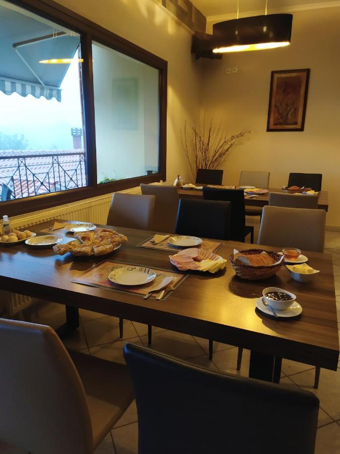 Smallhotel - Vevi 외부 사진