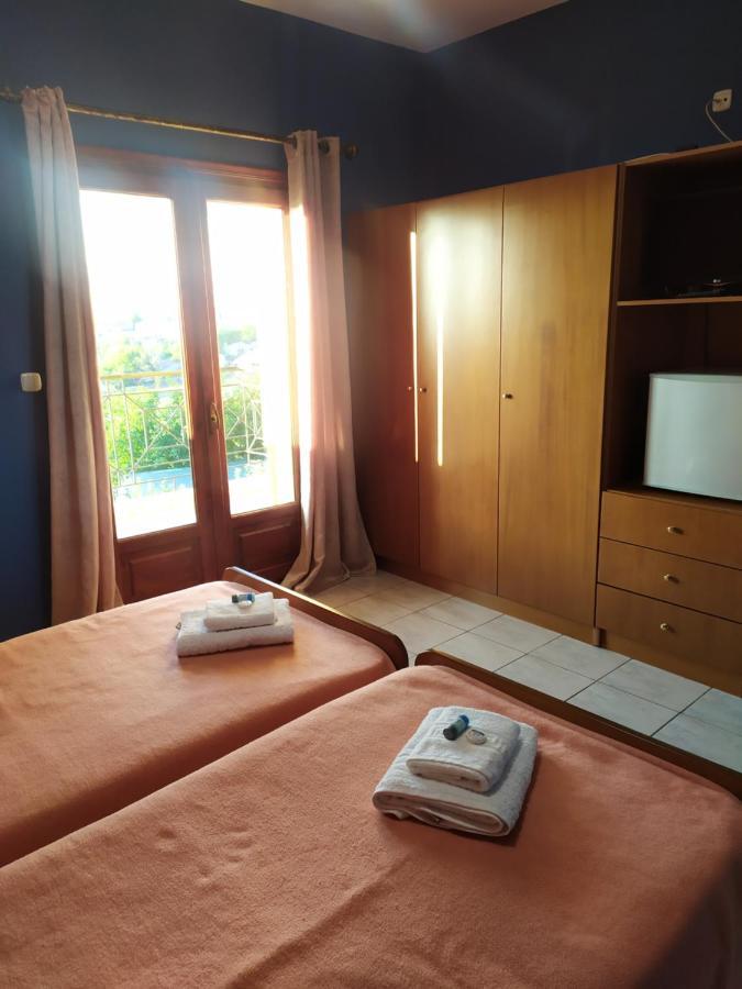 Smallhotel - Vevi 외부 사진