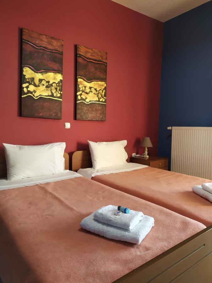 Smallhotel - Vevi 외부 사진